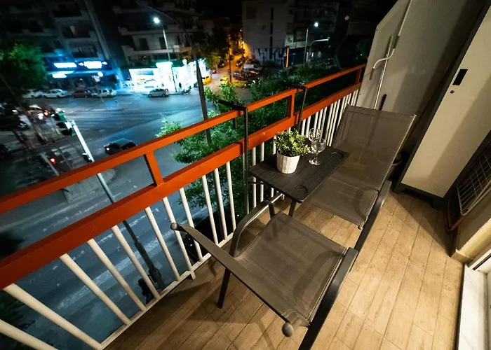 Luxury Suites With King-Sized Bed