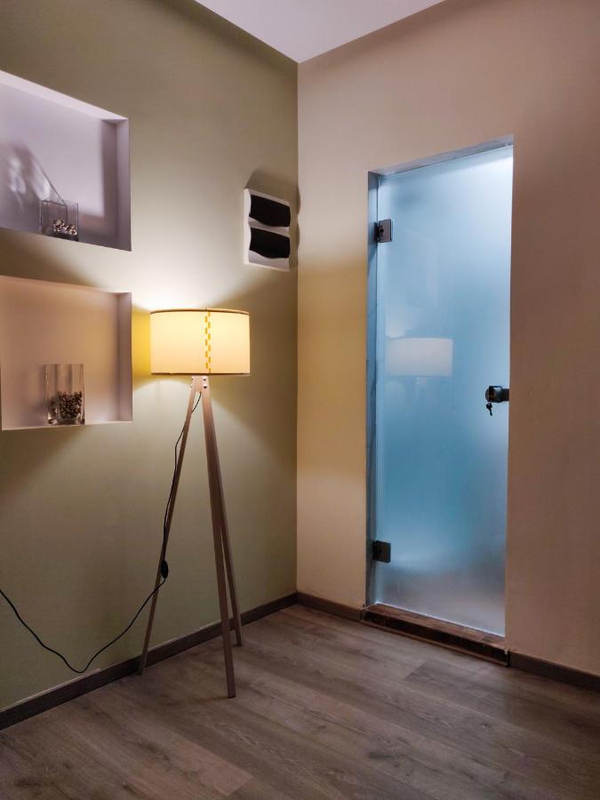 Luxury With King-sized Bed Apartmán